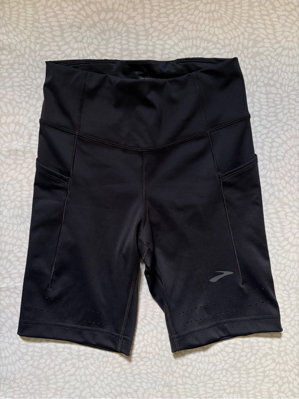 Brooks Women’s Method 8” short tights - Picture 2 of 6